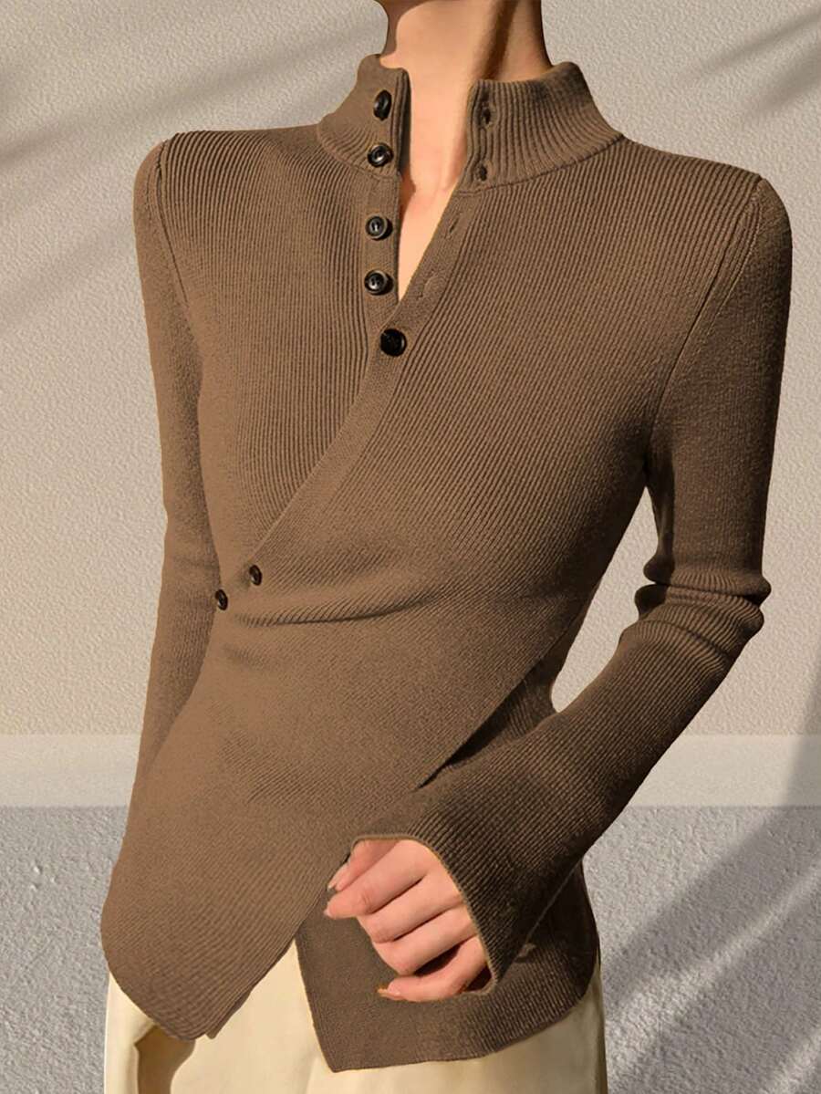 Natalia – Sweter z Zameczkiem i Guzikami