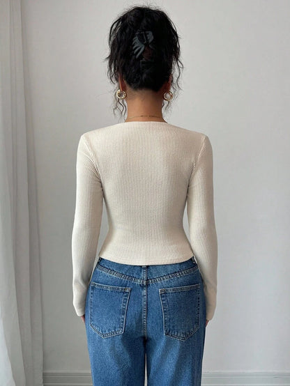 Natalia - Koszulka z Asymetrycznym Kołnierzem